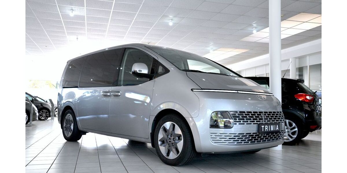 Hyundai STARIA 86.000 km 28.950 &euro; Diepholz 49356