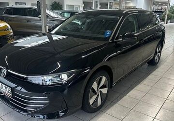 VW Passat Variant 3.333 km 53.990 &euro; Bramsche 49565