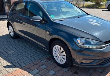 VW Golf 174.000 km 10.900 &euro; Versmold 33775
