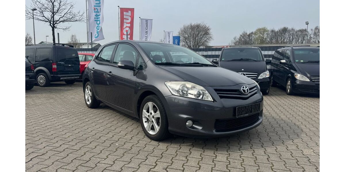 Toyota Auris 139.000 km 5.550 &euro; Rheine 48432