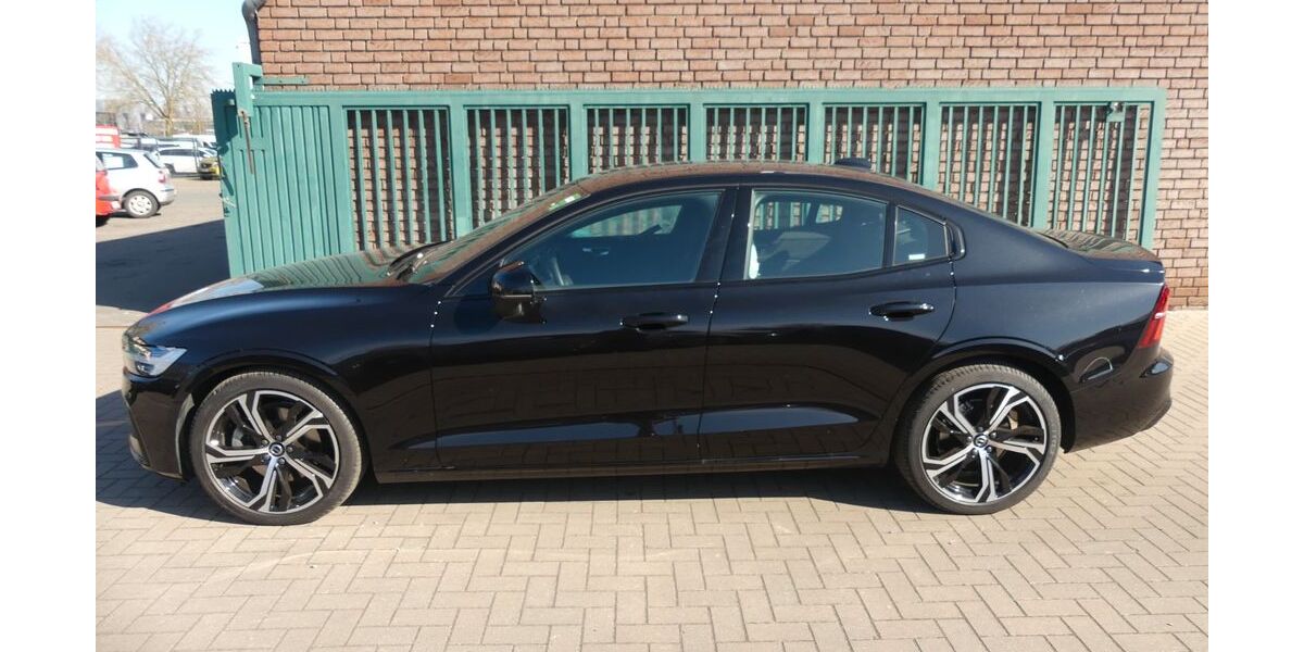 Volvo S60 18.730 km 29.990 &euro; Osnabrück 49084