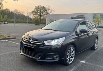 Citroen C4 182.000 km 7.300 &euro; lotte 49504