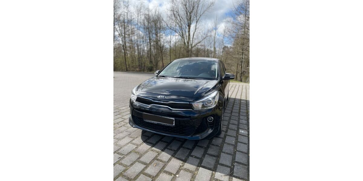 Kia Rio 49.077 km 12.222 &euro; Tecklenburg 49545