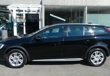 Volvo V60 Cross Country 151.650 km 13.490 &euro; Osnabrück 49084