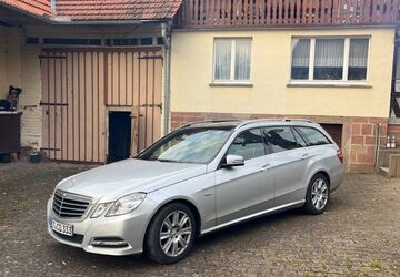 Mercedes-Benz E 250 317.400 km 6.900 &euro; Lengerich 49525