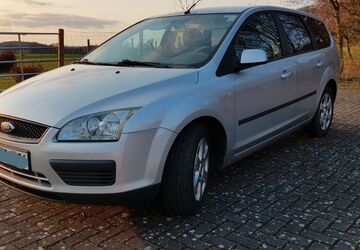 Ford Focus 333.000 km 1.555 &euro; Hagen am Teutoburger Wald 49170
