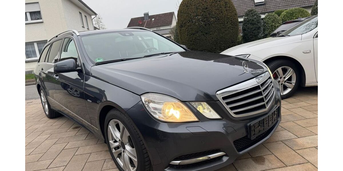 Mercedes-Benz E 220 383.000 km 4.500 &euro; Versmold 33775
