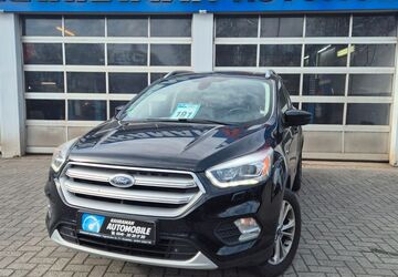 Ford Kuga 139.616 km 11.499 &euro; Osnabrück 49090