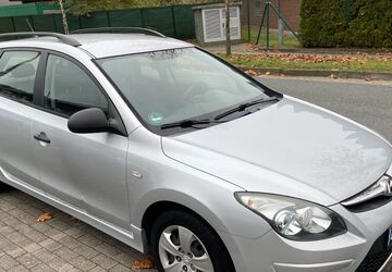 Hyundai i30 147.000 km 3.999 &euro; Georgsmarienhütte 49124