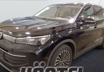 VW Tiguan 18.700 km 32.900 &euro; Osnabrück 49084