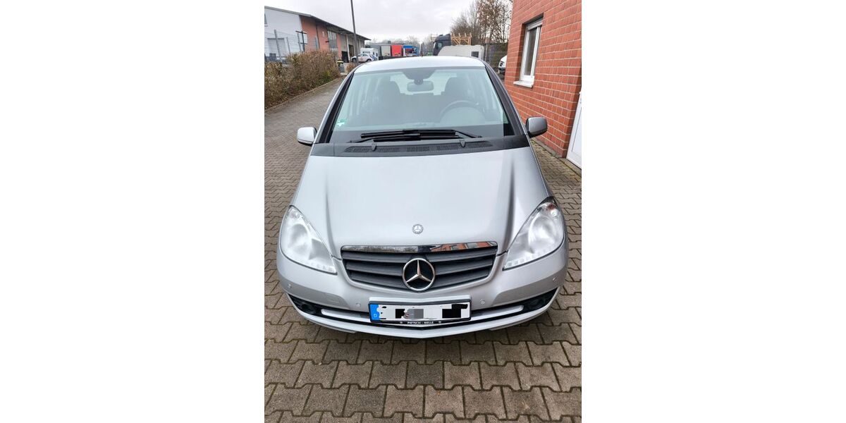 Mercedes-Benz A 180 69.000 km 7.950 &euro; Georgsmarienhütte 49124