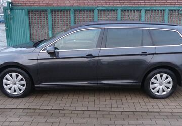 VW Passat Variant 98.100 km 21.990 &euro; Osnabrück 49084