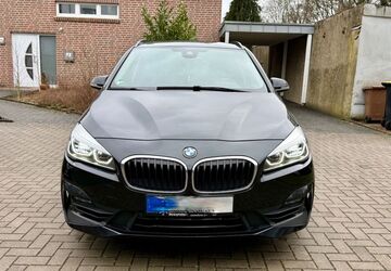 BMW 218 Active Tourer 82.000 km 15.300 &euro; Osnabrück 49084