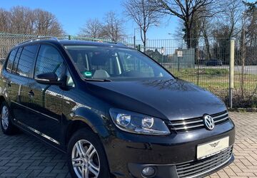 VW Touran 146.000 km 8.400 &euro; Belm 49191