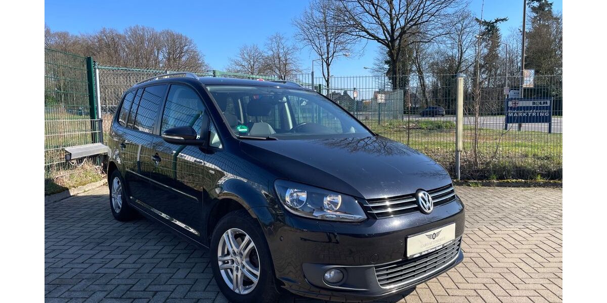 VW Touran 146.000 km 8.400 &euro; Belm 49191