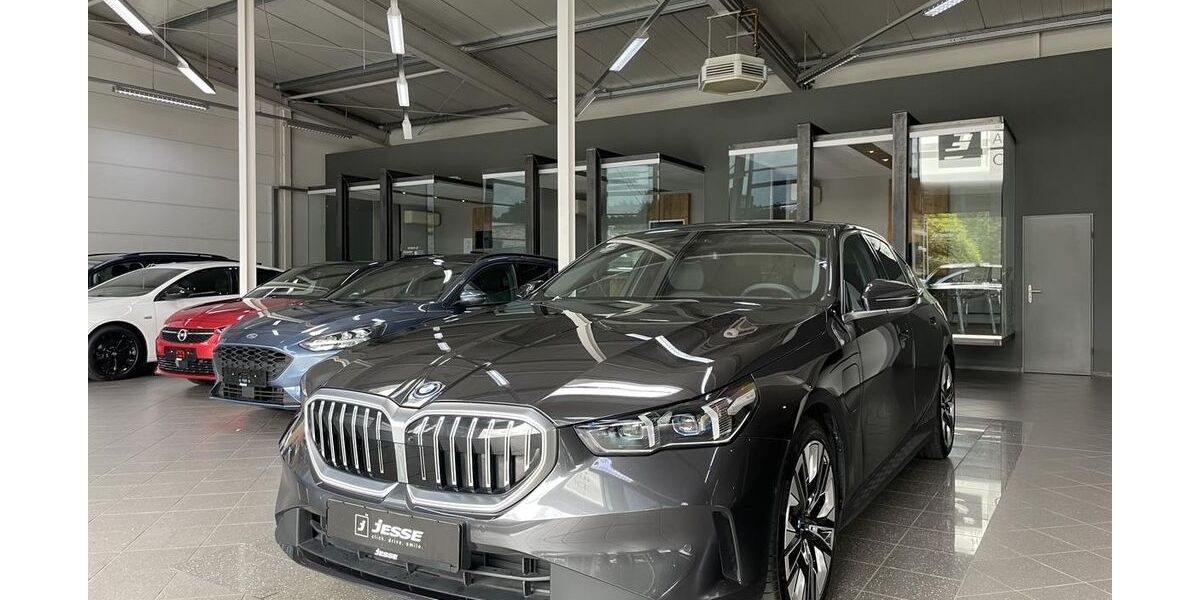 BMW 550 12.600 km 60.990 &euro; Ibbenbüren 49477