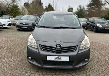 Toyota Verso 355.000 km 2.499 &euro; Ibbenbüren 49477