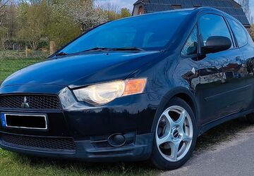 Mitsubishi Colt 75.000 km 5.100 &euro; Osnabrück 49080