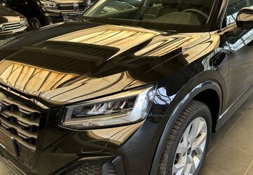 Audi Q2 30.065 km 29.999 &euro; Versmold 33775