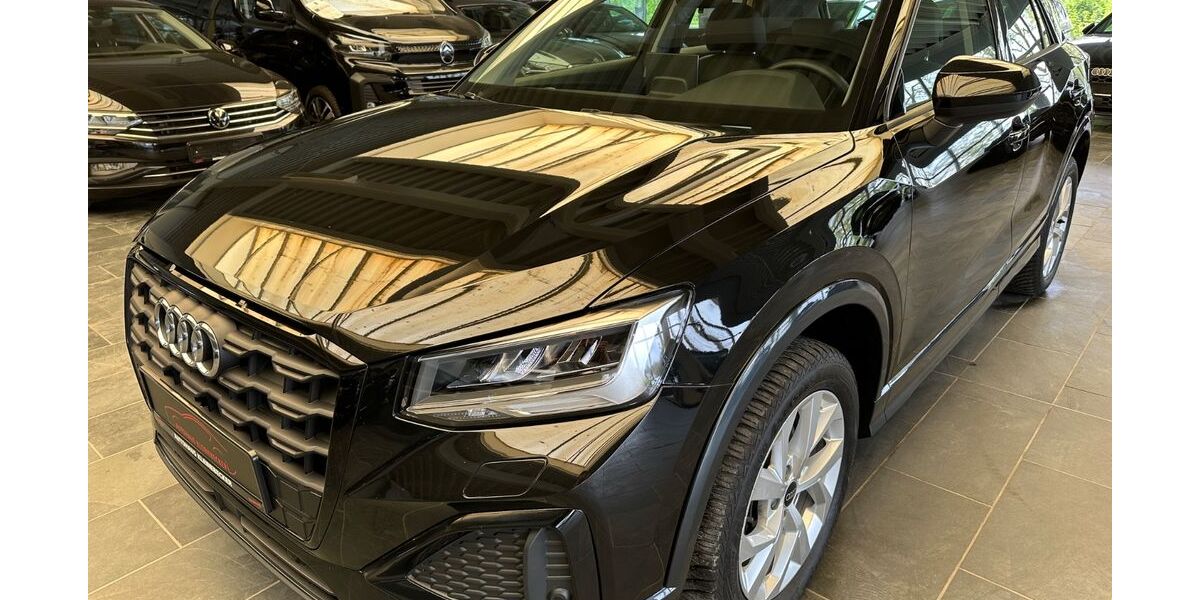 Audi Q2 30.065 km 29.999 &euro; Versmold 33775