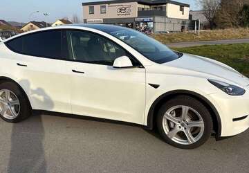 Tesla Model Y 73.500 km 32.500 &euro; Hilter am Teutoburger Wald 49176