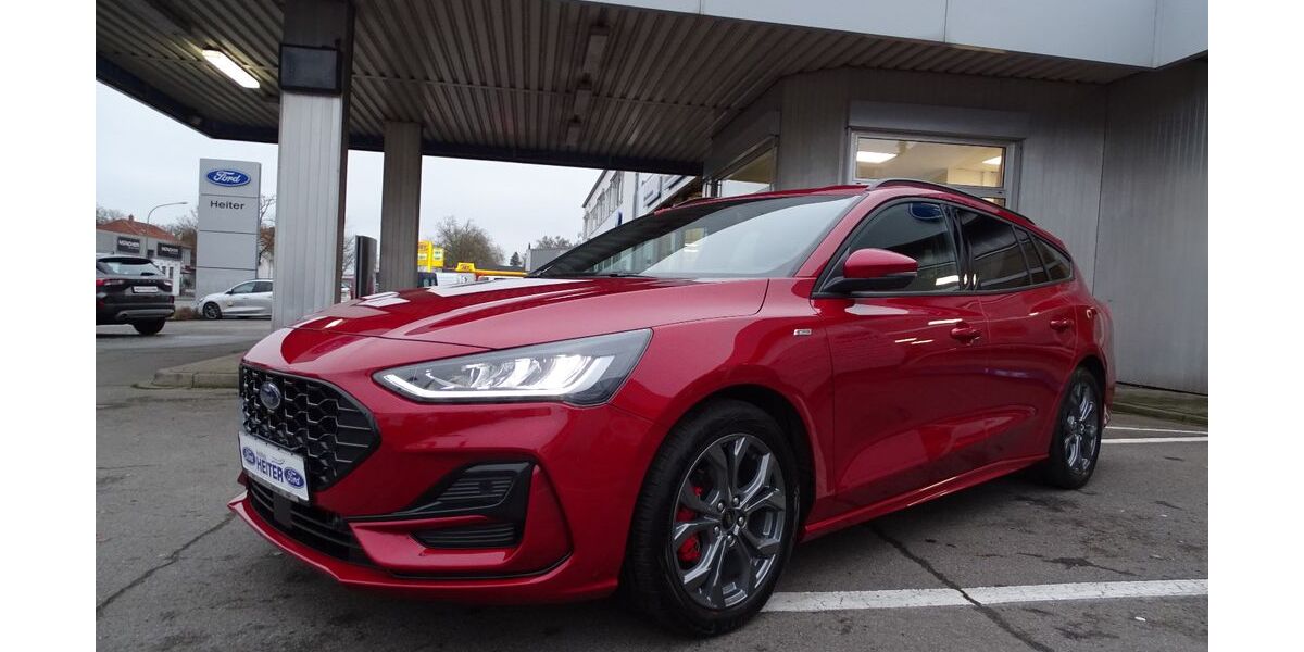 Ford Focus 29.500 km 22.590 &euro; Osnabrück 49090