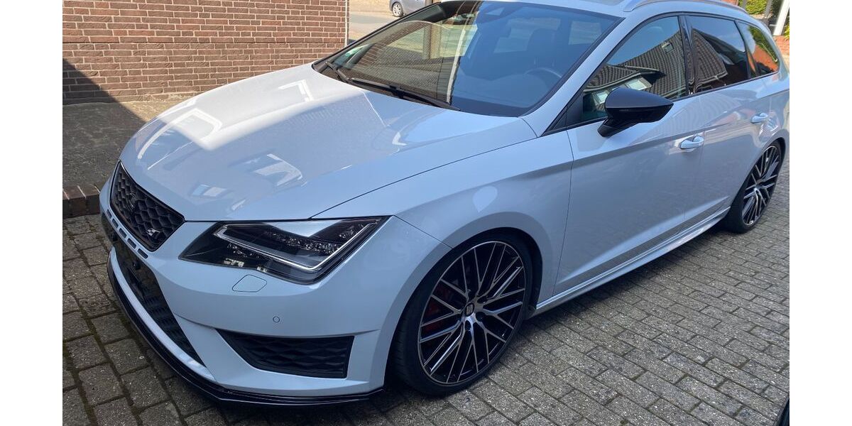 Seat Leon 102.600 km 19.000 &euro; Damme 49401