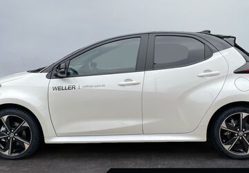 Toyota Yaris 2.750 km 29.990 &euro; Osnabrück 49090